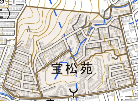 宝松苑とその周辺の地図。町の範囲を重ねている