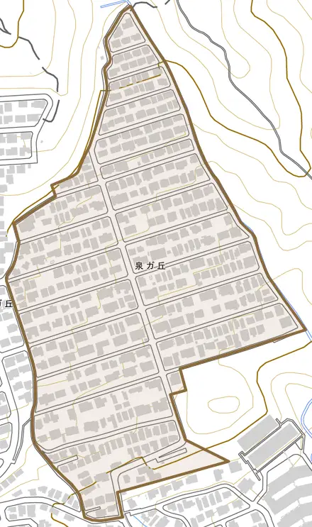 泉ガ丘とその周辺の地図。町の範囲を重ねている