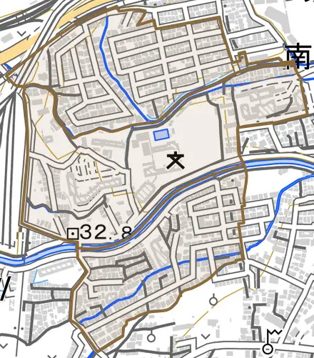 南ひばりガ丘とその周辺の地図。町の範囲を重ねている