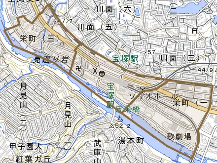 栄町とその周辺の地図。町の範囲を重ねている