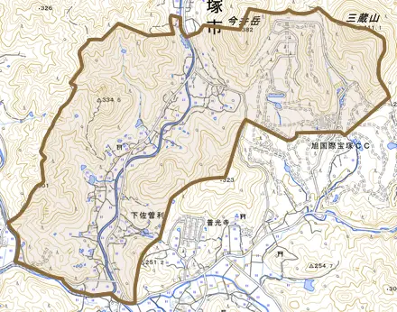 下佐曽利とその周辺の地図。町の範囲を重ねている