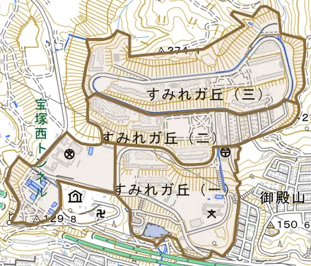 すみれガ丘とその周辺の地図。町の範囲を重ねている