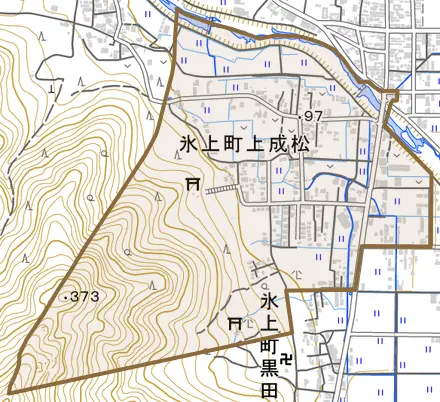 氷上町上成松とその周辺の地図。町の範囲を重ねている
