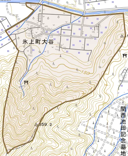 氷上町大谷とその周辺の地図。町の範囲を重ねている