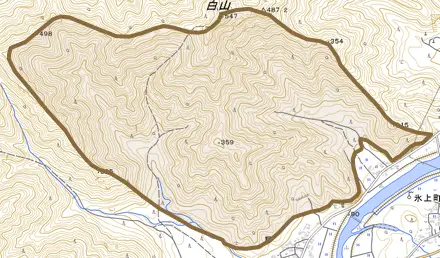 氷上町油利とその周辺の地図。町の範囲を重ねている