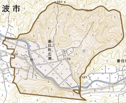 春日町広瀬とその周辺の地図。町の範囲を重ねている