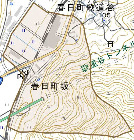 春日町坂とその周辺の地図。町の範囲を重ねている