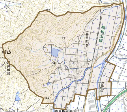 春日町多田とその周辺の地図。町の範囲を重ねている