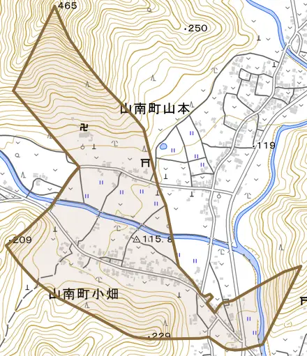 山南町小畑とその周辺の地図。町の範囲を重ねている