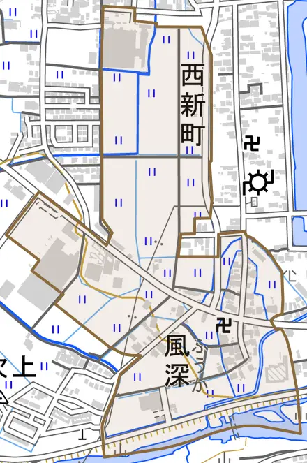 風深とその周辺の地図。町の範囲を重ねている