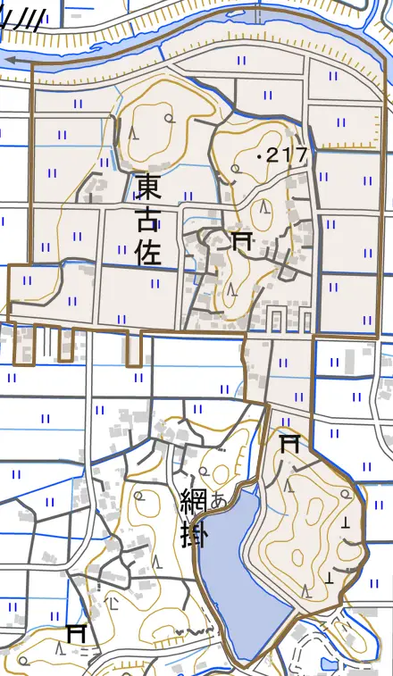 東古佐とその周辺の地図。町の範囲を重ねている
