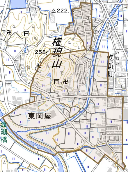 東岡屋とその周辺の地図。町の範囲を重ねている
