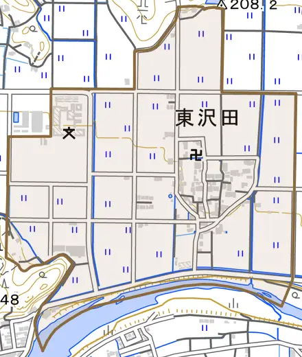 東沢田とその周辺の地図。町の範囲を重ねている