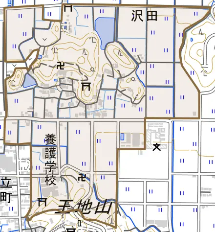 前沢田とその周辺の地図。町の範囲を重ねている