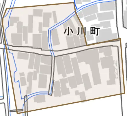 小川町とその周辺の地図。町の範囲を重ねている