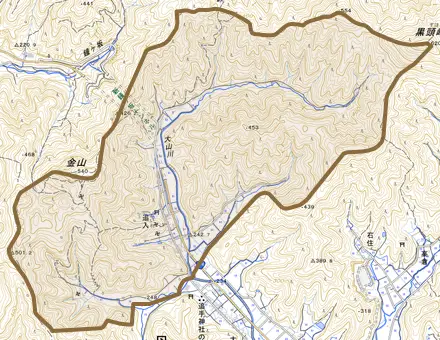 追入とその周辺の地図。町の範囲を重ねている