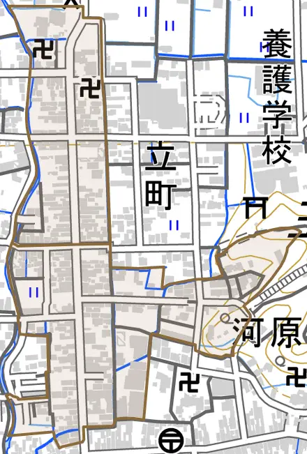 立町とその周辺の地図。町の範囲を重ねている