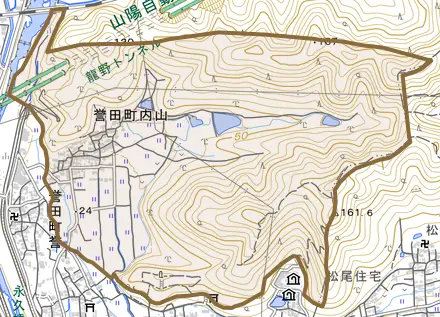 誉田町内山とその周辺の地図。町の範囲を重ねている
