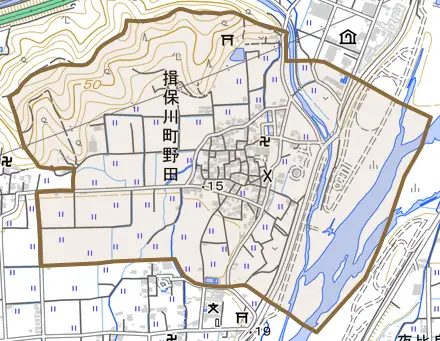 揖保川町野田とその周辺の地図。町の範囲を重ねている
