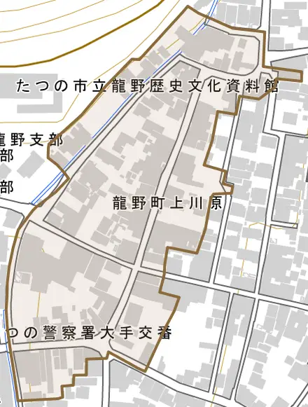 龍野町上川原とその周辺の地図。町の範囲を重ねている