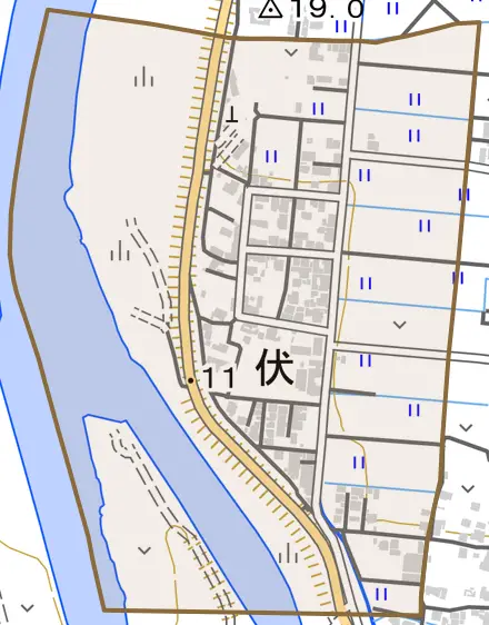 伏とその周辺の地図。町の範囲を重ねている