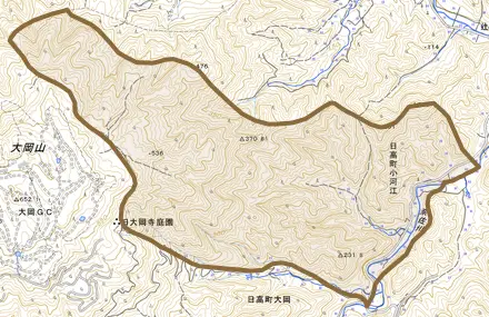 日高町小河江とその周辺の地図。町の範囲を重ねている