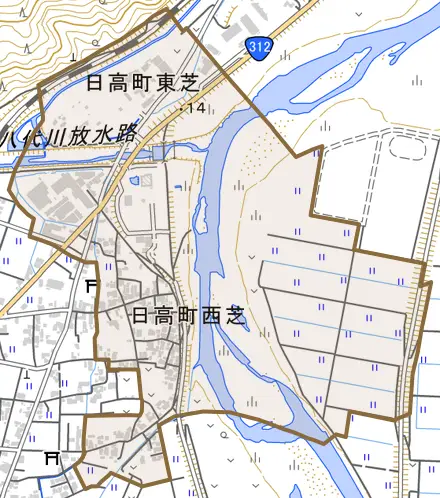 日高町西芝とその周辺の地図。町の範囲を重ねている