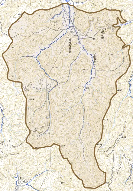 城崎町飯谷とその周辺の地図。町の範囲を重ねている