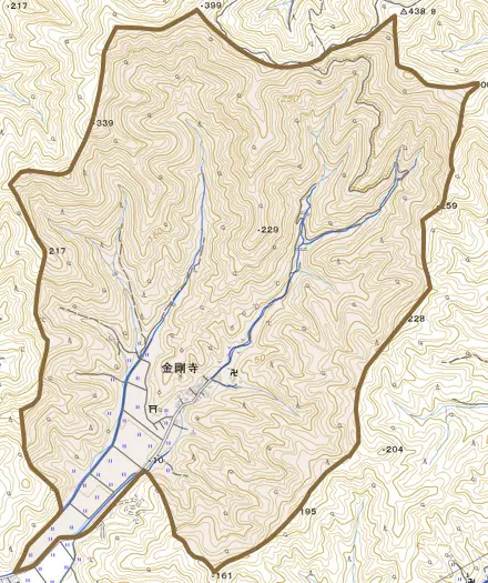 金剛寺とその周辺の地図。町の範囲を重ねている