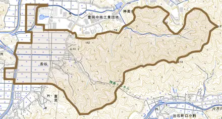 長谷とその周辺の地図。町の範囲を重ねている