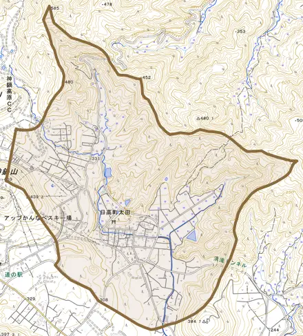 日高町太田とその周辺の地図。町の範囲を重ねている