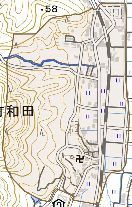 竹野町和田とその周辺の地図。町の範囲を重ねている