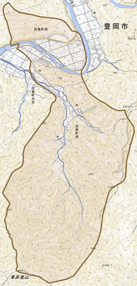 但東町畑とその周辺の地図。町の範囲を重ねている