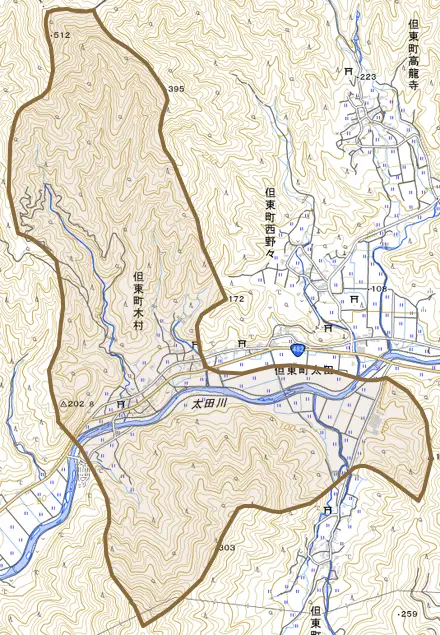 但東町木村とその周辺の地図。町の範囲を重ねている