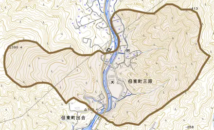 但東町三原とその周辺の地図。町の範囲を重ねている