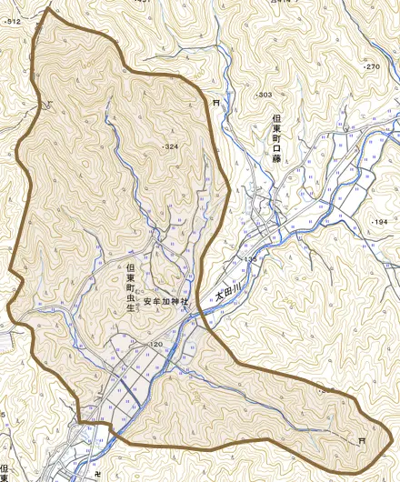 但東町虫生とその周辺の地図。町の範囲を重ねている