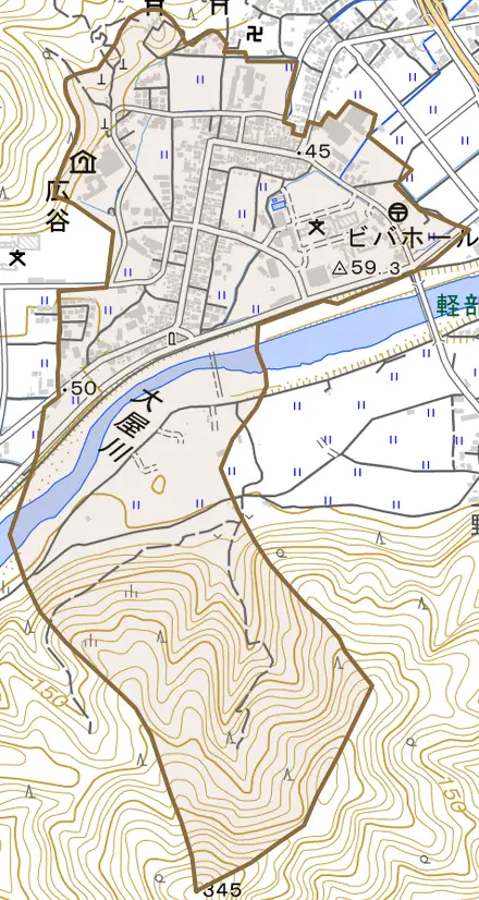 広谷とその周辺の地図。町の範囲を重ねている