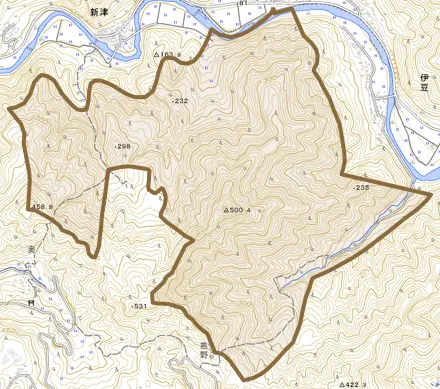 新津とその周辺の地図。町の範囲を重ねている
