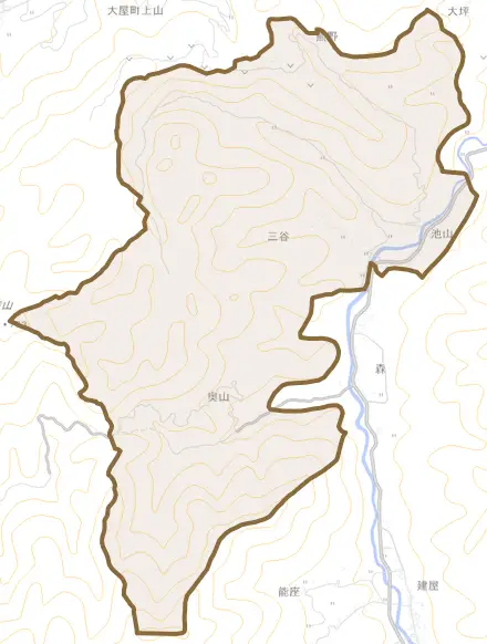 三谷とその周辺の地図。町の範囲を重ねている