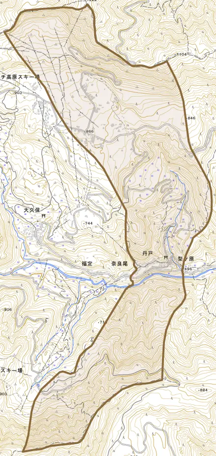 丹戸とその周辺の地図。町の範囲を重ねている