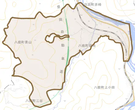 八鹿町宿南とその周辺の地図。町の範囲を重ねている
