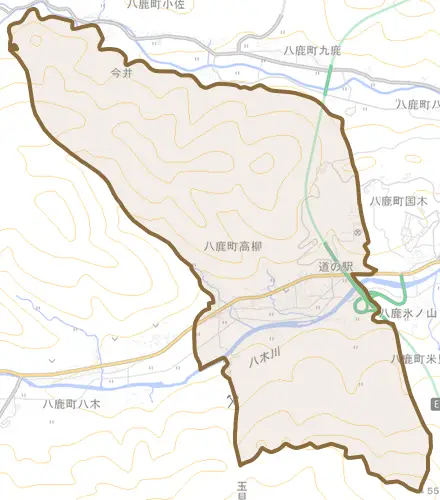 八鹿町高柳とその周辺の地図。町の範囲を重ねている