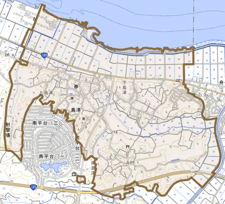 大字島津とその周辺の地図。町の範囲を重ねている