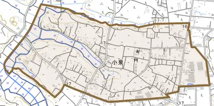 小泉とその周辺の地図。町の範囲を重ねている
