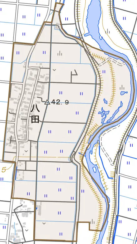 八田とその周辺の地図。町の範囲を重ねている