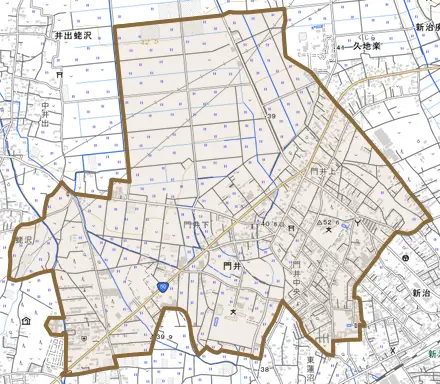 門井とその周辺の地図。町の範囲を重ねている