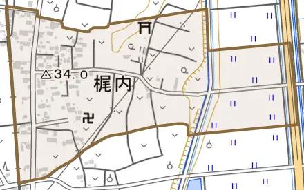 梶内とその周辺の地図。町の範囲を重ねている