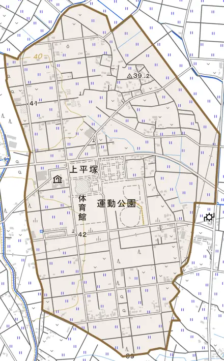 上平塚とその周辺の地図。町の範囲を重ねている