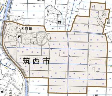 国府田とその周辺の地図。町の範囲を重ねている