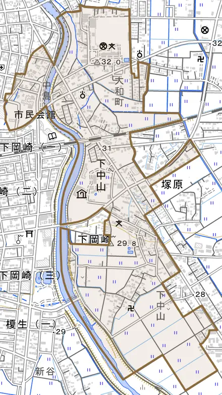 下中山とその周辺の地図。町の範囲を重ねている